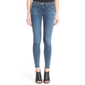 Rag and Bone Skinny “Quinn” Size 25